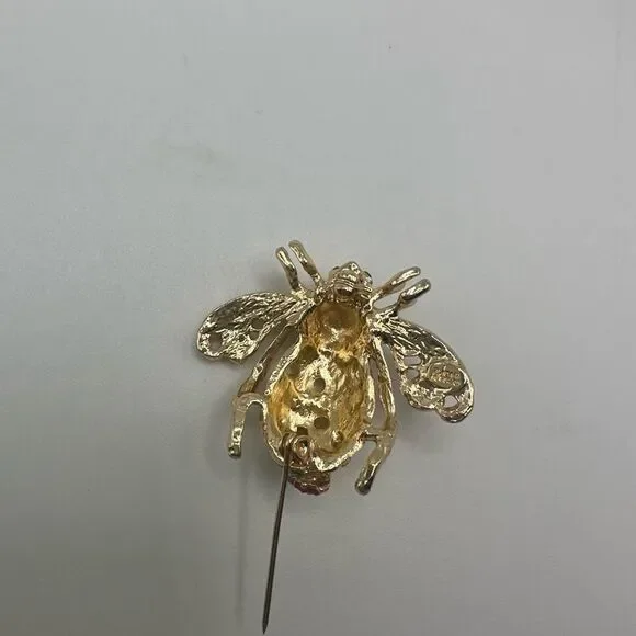 Joan Rivers Orchid Bee Pin - Picture 8 of 8